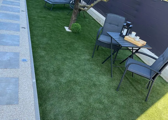 Larosa Apartman *